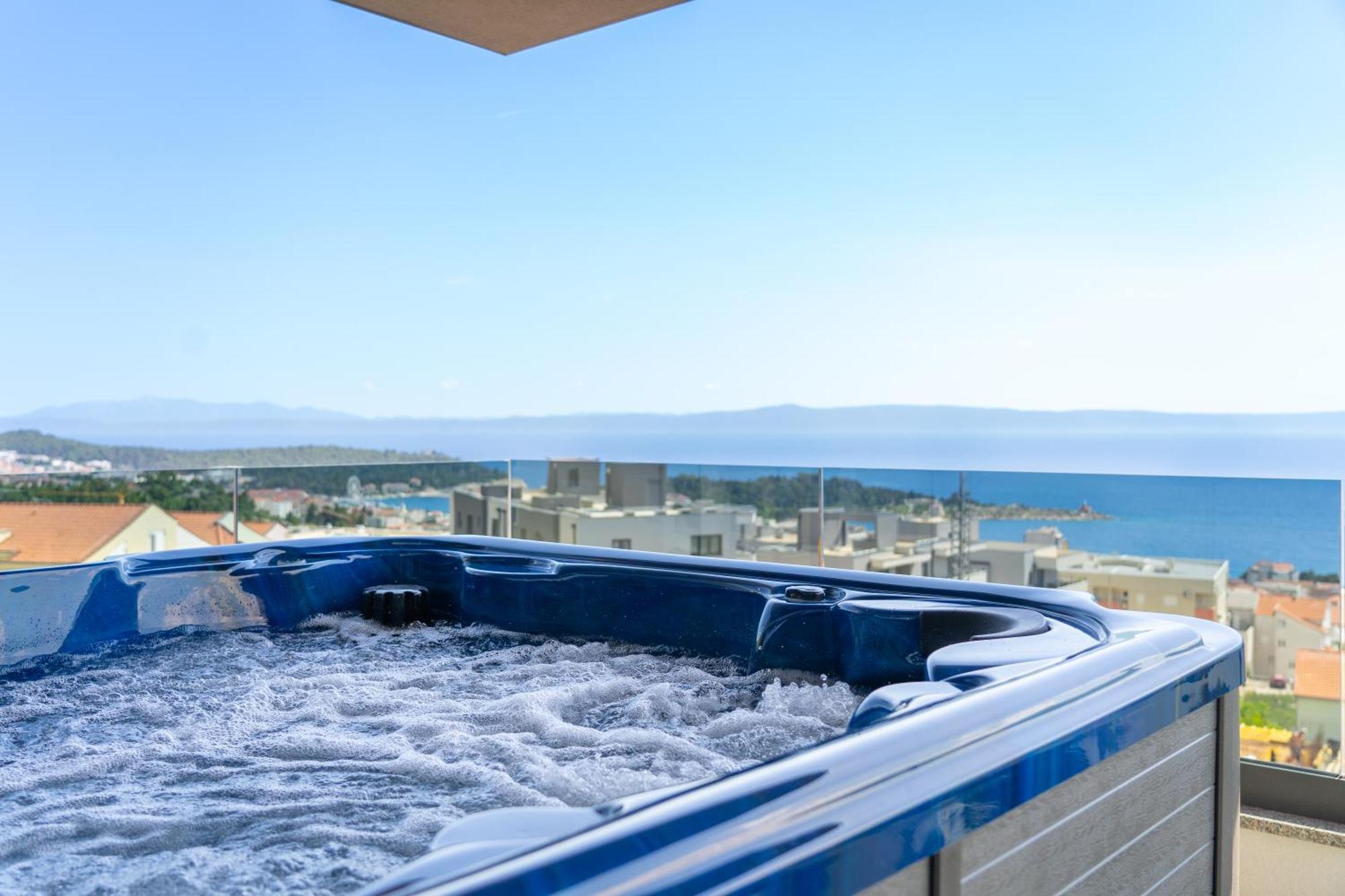 Lux Penthouse Panoramic View With Jacuzzi Apartment Макарска Екстериор снимка