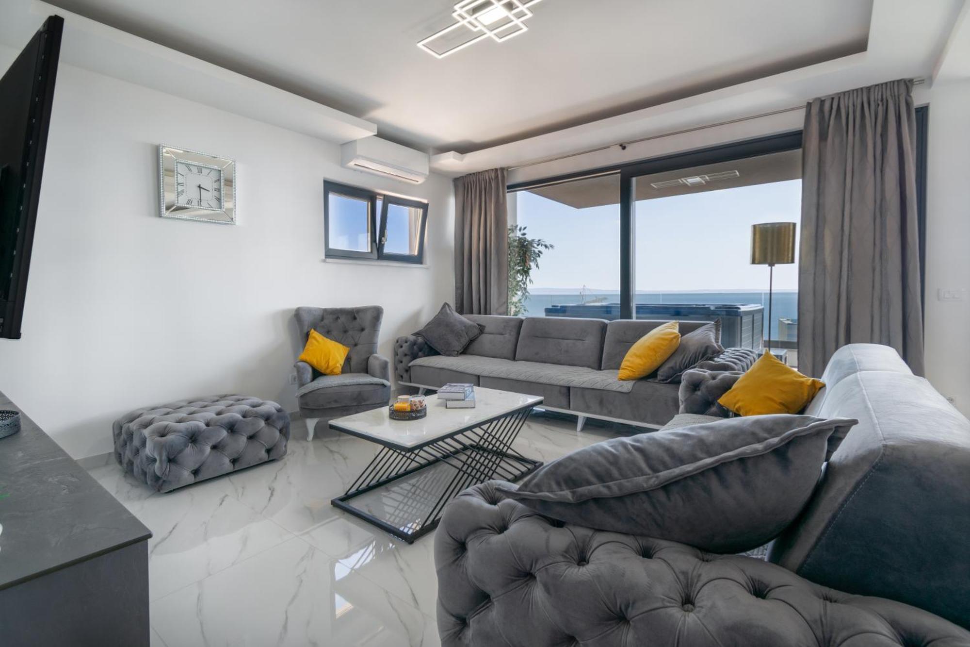 Lux Penthouse Panoramic View With Jacuzzi Apartment Макарска Екстериор снимка